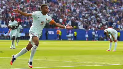 Kylian Mbappe hits eighth goal to equal Lionel Messi at top of FIFA World Cup Golden Boot standings | Football News Kylian Mbappe hits eighth goal to equal Lionel Messi at top of FIFA World Cup Golden Boot standings | Football News