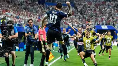 Argentina vs England FIFA World Cup SF match result: Lionel Messi shines as Argentina pull off stunner against England in Atlanta to reach WC final | Football News Argentina vs England FIFA World Cup SF match result: Lionel Messi shines as Argentina pull off stunner against England in Atlanta to reach WC final | Football News