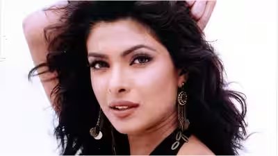 Rekha: Suneel Darshan recalls Priyanka Chopra’s nose issue and her resemblance to Rekha during their first meeting: ‘Without makeup, Rekha ji also looked similar’ | Hindi Movie News Rekha: Suneel Darshan recalls Priyanka Chopra’s nose issue and her resemblance to Rekha during their first meeting: ‘Without makeup, Rekha ji also looked similar’ | Hindi Movie News