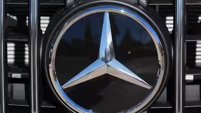 HCLTech wins $1.1bn AI-led deal with Mercedes HCLTech wins $1.1bn AI-led deal with Mercedes