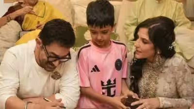 Aamir Khan reveals wife Gauri Spratt is Christian, not Hindu amid fatwa and allegations of Love Jihad: ‘Both my sisters married a Hindu, we are an inclusive family’ | Aamir Khan reveals wife Gauri Spratt is Christian, not Hindu amid fatwa and allegations of Love Jihad: ‘Both my sisters married a Hindu, we are an inclusive family’ |