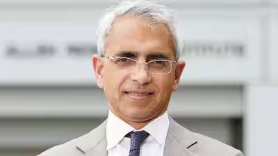 He spent decades researching kidney disease and pregnancy complications. Now he’s been chosen to lead one of America’s top medical institutions He spent decades researching kidney disease and pregnancy complications. Now he’s been chosen to lead one of America’s top medical institutions