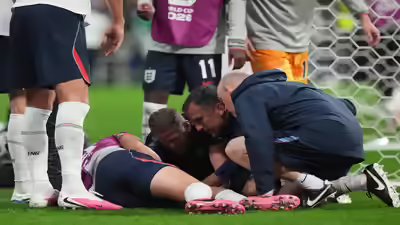 FIFA World Cup: Freak celebration injury! England’s Jordan Henderson rushed to hospital after Mexico thriller – Watch | Football News FIFA World Cup: Freak celebration injury! England’s Jordan Henderson rushed to hospital after Mexico thriller – Watch | Football News