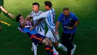 ‘Argentina players shouldn’t be suspended’: Spain’s Gavi breaks silence on Leandro Paredes clash after World Cup final | Football News ‘Argentina players shouldn’t be suspended’: Spain’s Gavi breaks silence on Leandro Paredes clash after World Cup final | Football News
