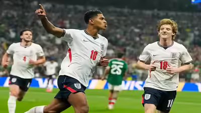 Jude Bellingham scores twice in 98 seconds as 10-man England beat Mexico to reach World Cup quarter-finals | Football News Jude Bellingham scores twice in 98 seconds as 10-man England beat Mexico to reach World Cup quarter-finals | Football News