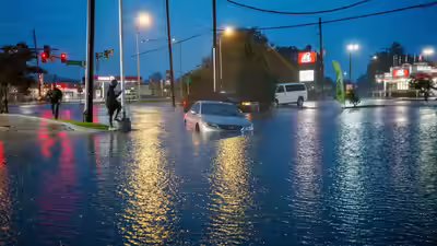 Tropical storm remnants drench Gulf states after tornadoes hit the Midwest Tropical storm remnants drench Gulf states after tornadoes hit the Midwest