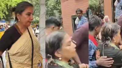 Shabana Azmi falls ill, suffers dizziness during protests at jantar Mantar, viral video shows her being safely escorted to the security cabin – WATCH | Hindi Movie News Shabana Azmi falls ill, suffers dizziness during protests at jantar Mantar, viral video shows her being safely escorted to the security cabin – WATCH | Hindi Movie News