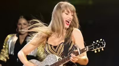 Taylor Swift Copyright Lawsuit: Taylor Swift defeats Kimberly Marasco’s copyright lawsuit as judge dismisses lyric-copying claims over hit albums | English Movie News Taylor Swift Copyright Lawsuit: Taylor Swift defeats Kimberly Marasco’s copyright lawsuit as judge dismisses lyric-copying claims over hit albums | English Movie News
