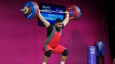 David Liti’s 223kg stunner denies Lovepreet Singh Commonwealth Games gold by one kilogram in weightlifting | Commonwealth Games News David Liti’s 223kg stunner denies Lovepreet Singh Commonwealth Games gold by one kilogram in weightlifting | Commonwealth Games News