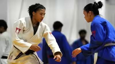 From three-day train journeys to CWG, Inunganbi Takhellambam’s long road to Glasgow | Commonwealth Games News From three-day train journeys to CWG, Inunganbi Takhellambam’s long road to Glasgow | Commonwealth Games News
