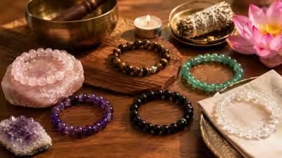 5 Common mistakes while wearing crystal bracelets (That most people don’t know) 5 Common mistakes while wearing crystal bracelets (That most people don’t know)