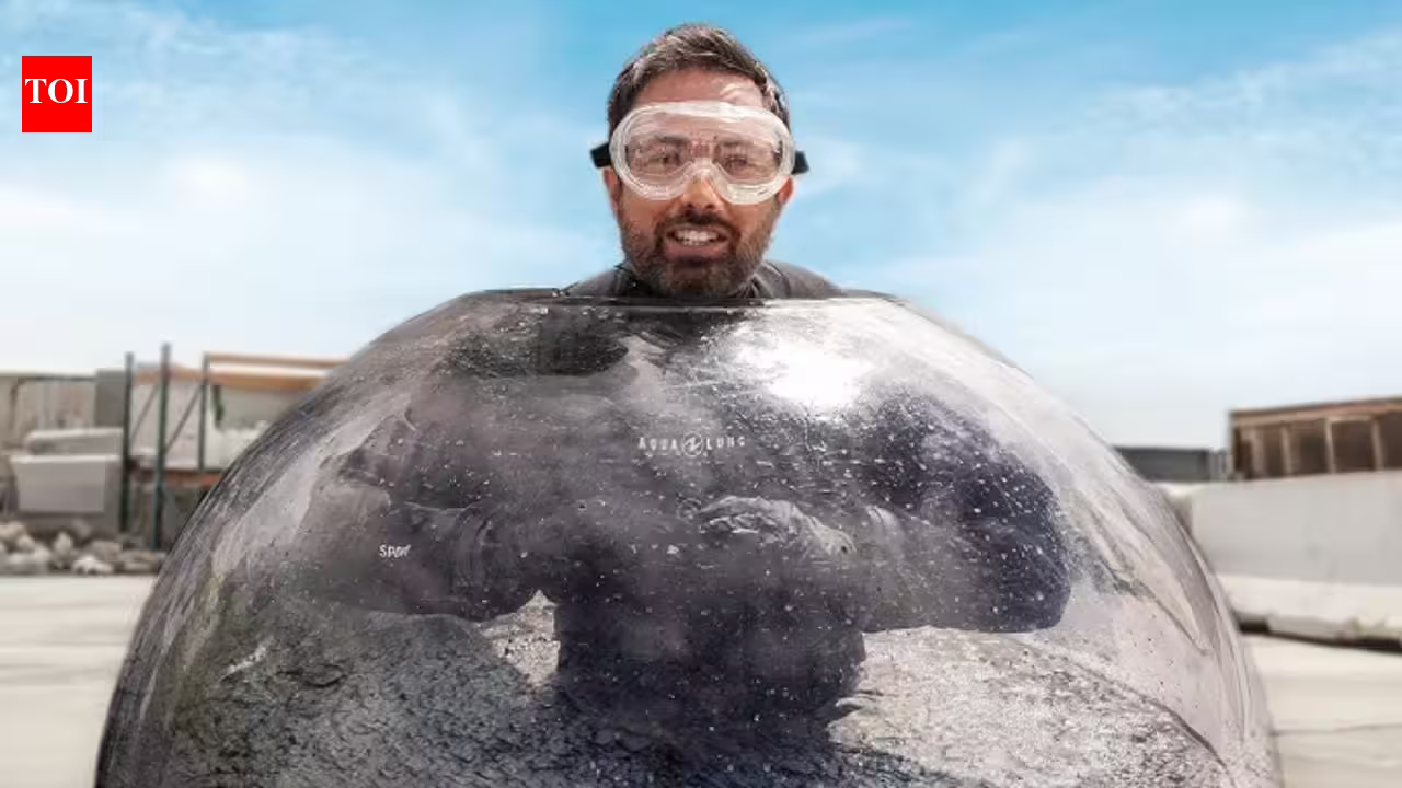 A scientist buried himself in wet concrete to answer one question: Why is it so difficult to sink into? | A scientist buried himself in wet concrete to answer one question: Why is it so difficult to sink into? |