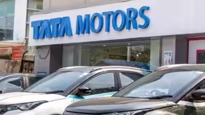 July auto sales rev up as Maruti crosses 2L, Tata EVs double July auto sales rev up as Maruti crosses 2L, Tata EVs double