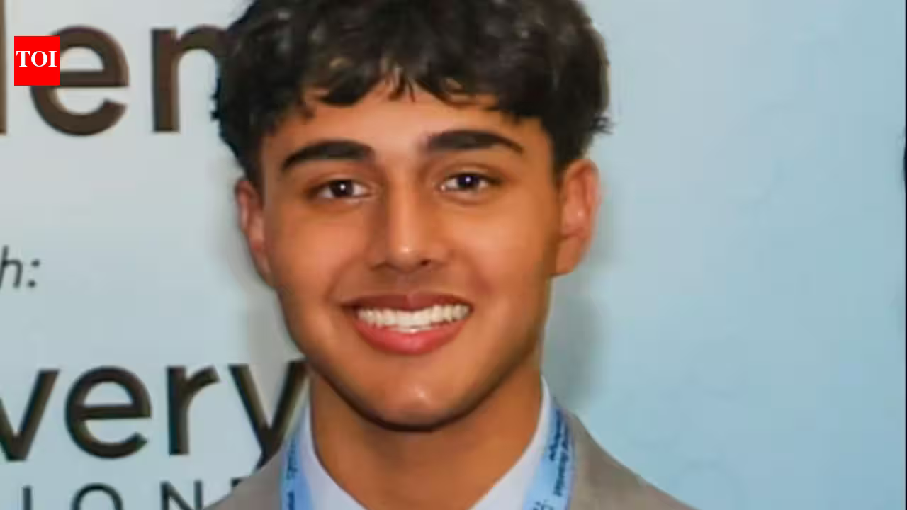 Meet Aakash Manaswi, the Florida student whose CO2 mite blower made bees healthier and increased honey across 60 hives while killing a parasite that harms 50% of them annually Meet Aakash Manaswi, the Florida student whose CO2 mite blower made bees healthier and increased honey across 60 hives while killing a parasite that harms 50% of them annually