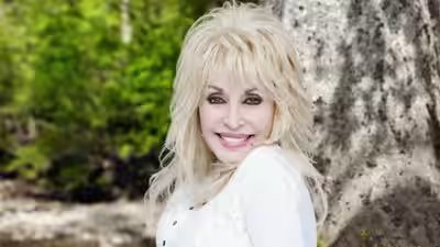 Petition to rename Nashville Airport after Dolly Parton crosses 100,000 signatures: Netizens and Sheryl Crow back the campaign | Petition to rename Nashville Airport after Dolly Parton crosses 100,000 signatures: Netizens and Sheryl Crow back the campaign |
