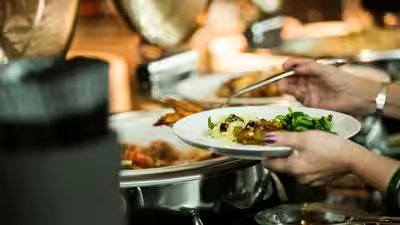 7 mistakes to avoid at any hotel buffet 7 mistakes to avoid at any hotel buffet
