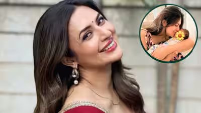 Divyanka Tripathi: “No one talks about the pain and guilt”: Divyanka Tripathi opens up about breastfeeding struggles after welcoming twins; what every new mother should know about breastfeeding Divyanka Tripathi: “No one talks about the pain and guilt”: Divyanka Tripathi opens up about breastfeeding struggles after welcoming twins; what every new mother should know about breastfeeding