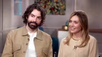 Elizabeth Olsen welcomes first child with husband Robbie Arnett? Fans congratulate new parents | Elizabeth Olsen welcomes first child with husband Robbie Arnett? Fans congratulate new parents |