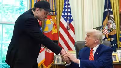 Trump’s SpaceX stake: US President invested up to $50,000 in Musk’s company – report Trump’s SpaceX stake: US President invested up to $50,000 in Musk’s company – report