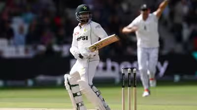 Stuart Broad accuses Imam-ul-Haq of ‘putting on an act’ after Pakistan batter ruled out at Lord’s | Cricket News Stuart Broad accuses Imam-ul-Haq of ‘putting on an act’ after Pakistan batter ruled out at Lord’s | Cricket News