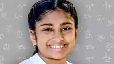 Connecticut student Raji Doshi, 12, designed an algae and calcium system to reduce ocean acidity; she is now competing for a $25,000 science prize Connecticut student Raji Doshi, 12, designed an algae and calcium system to reduce ocean acidity; she is now competing for a $25,000 science prize