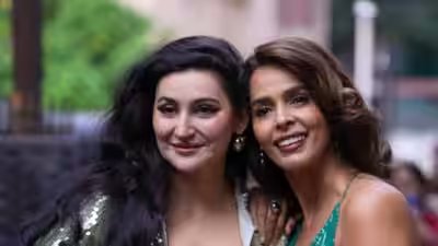 Mallika Sherawat responds to Shalini Passi’s comment on her ‘fake’ green dress: ‘My figure, glamour is creating jealousy, I understand’ | Hindi Movie News Mallika Sherawat responds to Shalini Passi’s comment on her ‘fake’ green dress: ‘My figure, glamour is creating jealousy, I understand’ | Hindi Movie News