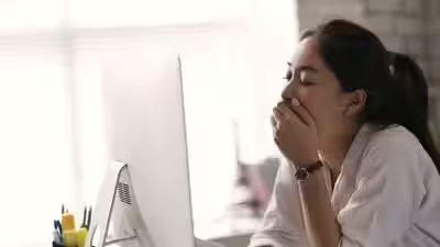 Why do you feel sleepy after eating? Why sleepiness occurs after eating Why do you feel sleepy after eating? Why sleepiness occurs after eating
