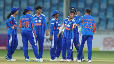 Women’s Asia Cup: India storm into semis as Mandhana’s record 124, spin blitz crush Hong Kong to seal big win | Cricket News Women’s Asia Cup: India storm into semis as Mandhana’s record 124, spin blitz crush Hong Kong to seal big win | Cricket News