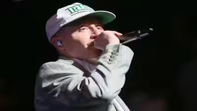 Why was Macklemore removed from Ed Sheeran’s tour? ‘Free Palestine’ row pulls in Robert Kraft and Pink Why was Macklemore removed from Ed Sheeran’s tour? ‘Free Palestine’ row pulls in Robert Kraft and Pink
