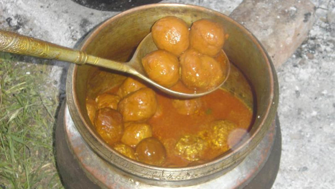 From Shab Deg to Kalathappam: Local Indian dishes that deserve a royal comeback From Shab Deg to Kalathappam: Local Indian dishes that deserve a royal comeback