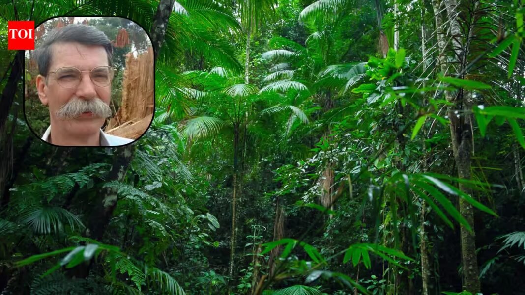 He began studying the Amazon in the 1970s; 50 years later, Philip Fearnside’s research has calculated the costs of losing the Amazon on account of deforestation, dams and highways He began studying the Amazon in the 1970s; 50 years later, Philip Fearnside’s research has calculated the costs of losing the Amazon on account of deforestation, dams and highways