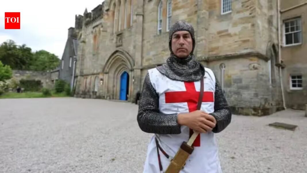 Actor Rob Riggle explores ancient mysteries with archaeologists, from shipwrecks to lost civilisations, and brings the unknown to the screen | Actor Rob Riggle explores ancient mysteries with archaeologists, from shipwrecks to lost civilisations, and brings the unknown to the screen |