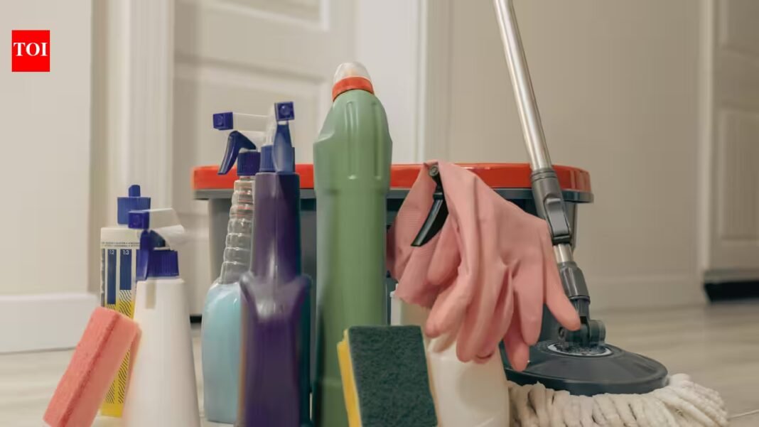 Scientists found that scented cleaning products can react with ozone inside homes to create billions or even trillions of nanoparticles within minutes; some particles may be small enough to reach deep into the lungs Scientists found that scented cleaning products can react with ozone inside homes to create billions or even trillions of nanoparticles within minutes; some particles may be small enough to reach deep into the lungs