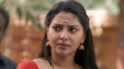Aishwarya Lekshmi: ‘Is culture only about a woman’s clothes?’ ‘Gatta Kusthi 2’ star Aishwarya Lekshmi questions outfit backlash | Tamil Movie News Aishwarya Lekshmi: ‘Is culture only about a woman’s clothes?’ ‘Gatta Kusthi 2’ star Aishwarya Lekshmi questions outfit backlash | Tamil Movie News