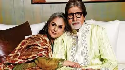 Amitabh Bachhcan reveals the trick he uses to get Jaya Bachchan ready for events on time: ‘One hour before the actual time..’ | Hindi Movie News Amitabh Bachhcan reveals the trick he uses to get Jaya Bachchan ready for events on time: ‘One hour before the actual time..’ | Hindi Movie News