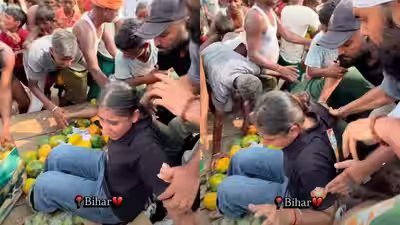 Bihar flood relief turns chaotic as crowd swarms volunteers, woman seen struggling; ‘Bihar ka kuch nahi ho sakta hai,’ say netizens | Bihar flood relief turns chaotic as crowd swarms volunteers, woman seen struggling; ‘Bihar ka kuch nahi ho sakta hai,’ say netizens |