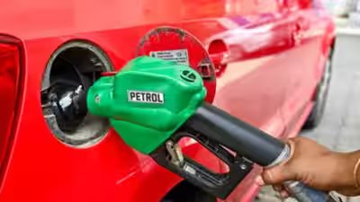 Govt lowers export levies on petrol, diesel and aviation turbine fuel amid fortnightly review Govt lowers export levies on petrol, diesel and aviation turbine fuel amid fortnightly review