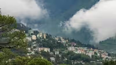 Urban travellers prefer hotels, rural dharamshalas Urban travellers prefer hotels, rural dharamshalas
