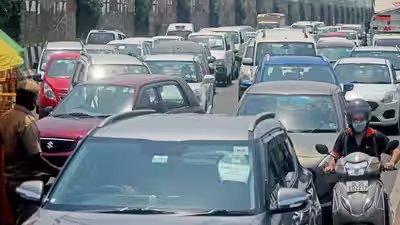 India’s car buyers shift from petrol as CNG, hybrid, EVs cross 42% sales share: Report India’s car buyers shift from petrol as CNG, hybrid, EVs cross 42% sales share: Report