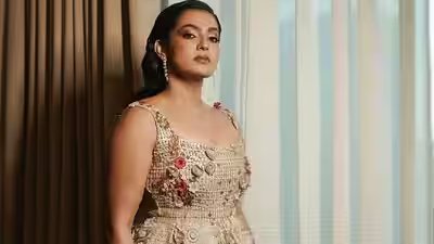 Parvathy Thiruvothu says celebrity silence during student protests is ‘a very one-sided relationship’ | Malayalam Movie News Parvathy Thiruvothu says celebrity silence during student protests is ‘a very one-sided relationship’ | Malayalam Movie News