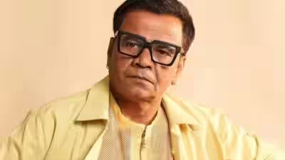 Rajpal Yadav Cheque Bounce Case: Rajpal Yadav gets interim relief in cheque bounce case, Supreme Court exempts him from surrendering if he deposits Rs 5 crore by Wednesday | Hindi Movie News Rajpal Yadav Cheque Bounce Case: Rajpal Yadav gets interim relief in cheque bounce case, Supreme Court exempts him from surrendering if he deposits Rs 5 crore by Wednesday | Hindi Movie News