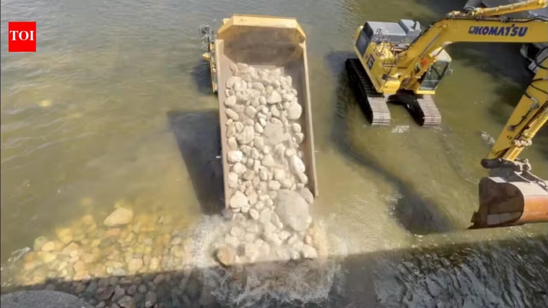 Grand Rapids was named for rapids that disappeared after dams and industrial changes reshaped its river; construction is now underway on the first phase of a project designed to bring those rapids back Grand Rapids was named for rapids that disappeared after dams and industrial changes reshaped its river; construction is now underway on the first phase of a project designed to bring those rapids back