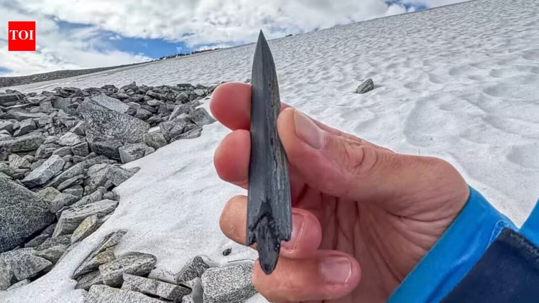 Norway’s rapidly melting Jotunheimen ice has revealed 48 prehistoric arrows; the oldest are 5,000-6,000 years old as archaeologists race to recover them before exposure destroys them Norway’s rapidly melting Jotunheimen ice has revealed 48 prehistoric arrows; the oldest are 5,000-6,000 years old as archaeologists race to recover them before exposure destroys them