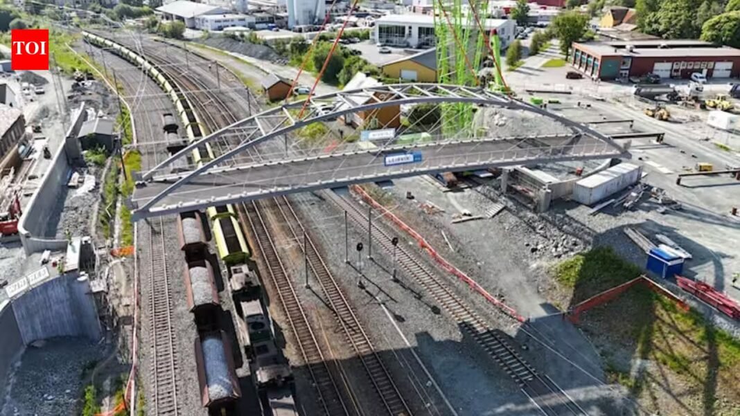Norway turned 20 tonnes of aluminium from a decommissioned oil platform into a 55-metre pedestrian bridge | Norway turned 20 tonnes of aluminium from a decommissioned oil platform into a 55-metre pedestrian bridge |