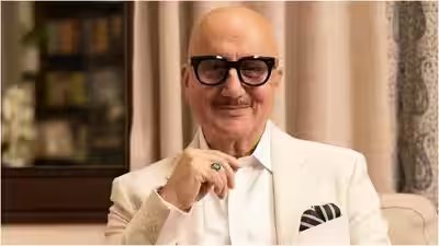 Anupam Kher: ‘I do not carry the burden of Anupam Kher on my shoulders’: Actor on why he avoids the loneliness of stardom | Hindi Movie News Anupam Kher: ‘I do not carry the burden of Anupam Kher on my shoulders’: Actor on why he avoids the loneliness of stardom | Hindi Movie News