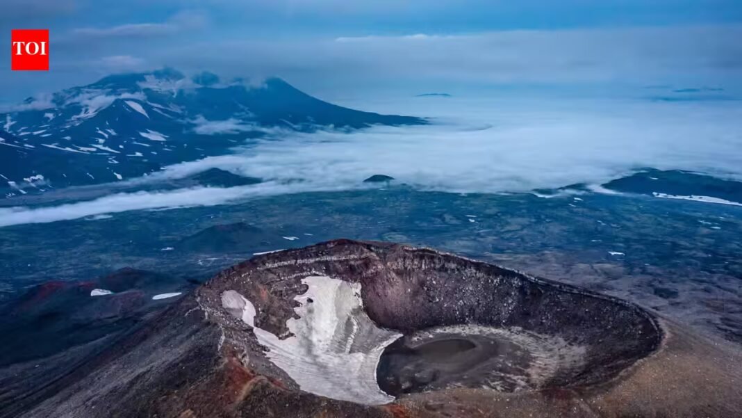 In 2025, a magnitude-8.8 earthquake ruptured Kamchatka; scientists later used older GPS motion data to map a major locked zone that aligned with the rupture and smaller patches near its starting point | In 2025, a magnitude-8.8 earthquake ruptured Kamchatka; scientists later used older GPS motion data to map a major locked zone that aligned with the rupture and smaller patches near its starting point |