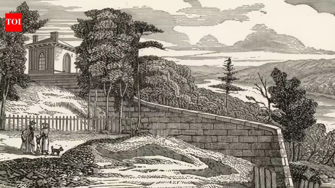 In 1823, Glasgow residents tore down a 12-foot wall topped with iron spikes and broken glass in a fight over a riverside path; archaeologists have now uncovered its remains and a token bearing the city’s motto In 1823, Glasgow residents tore down a 12-foot wall topped with iron spikes and broken glass in a fight over a riverside path; archaeologists have now uncovered its remains and a token bearing the city’s motto
