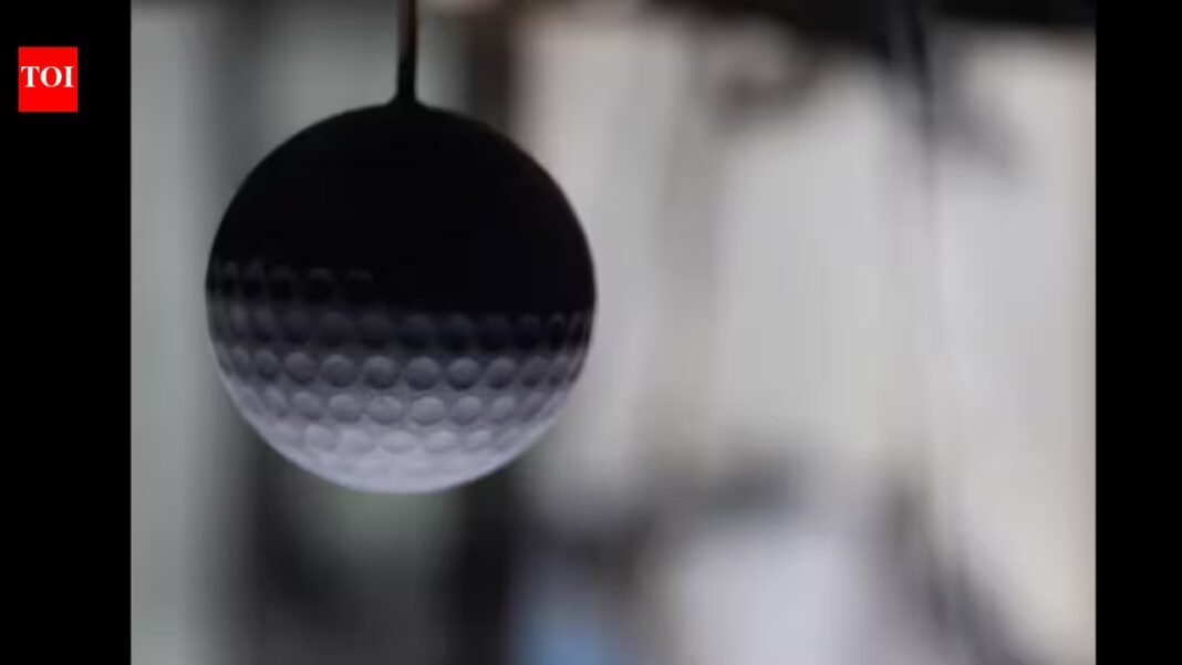 University of Michigan engineers created an underwater vehicle concept with adjustable golf-ball dimples; the surface reduced drag by 50% in wind tunnel tests | University of Michigan engineers created an underwater vehicle concept with adjustable golf-ball dimples; the surface reduced drag by 50% in wind tunnel tests |