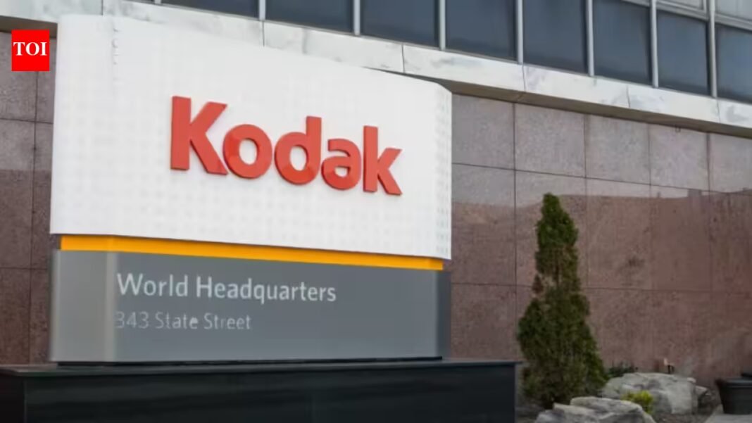 In 1975, Kodak began operating a uranium-based research device beneath its Rochester laboratory; 31 years later it shut down, and a new account explains why it was never a self-sustaining nuclear reactor In 1975, Kodak began operating a uranium-based research device beneath its Rochester laboratory; 31 years later it shut down, and a new account explains why it was never a self-sustaining nuclear reactor