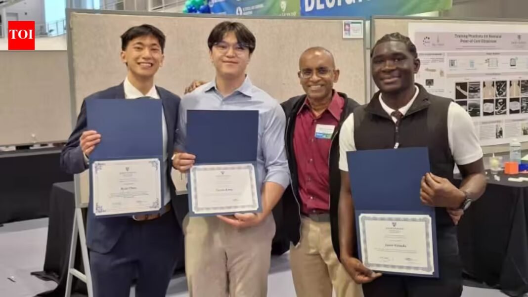 Meet the Johns Hopkins students developing SweatSense, a wearable device designed to help people monitor kidney health using sweat | Meet the Johns Hopkins students developing SweatSense, a wearable device designed to help people monitor kidney health using sweat |